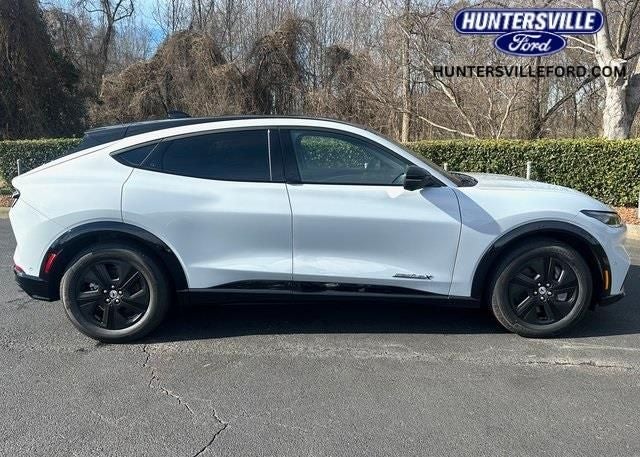 2023 Ford Mustang Mach-E California Route 1