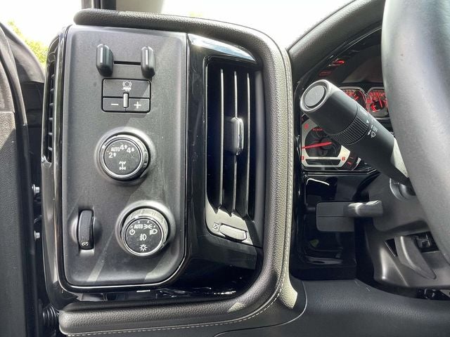 2018 Chevrolet Silverado 1500 LTZ BLACK WIDOW