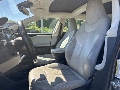 2015 Tesla Model S 70D