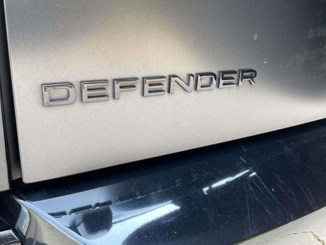 2024 Land Rover Defender 130 X-Dynamic SE