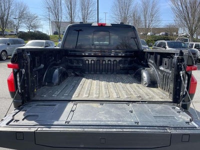 2023 Ford F-150 Lightning Lariat