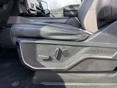 2023 Ford F-150 Lightning Lariat