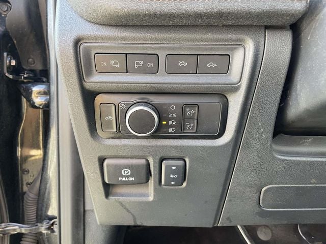 2023 Ford F-150 Lightning Lariat