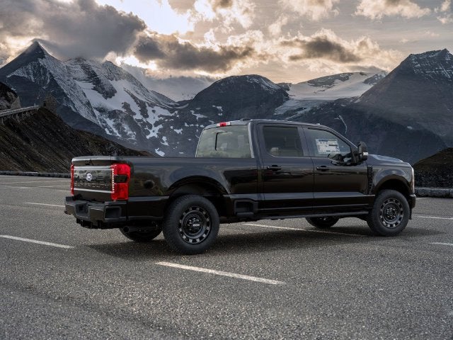 2027 Ford F-250SD XLT