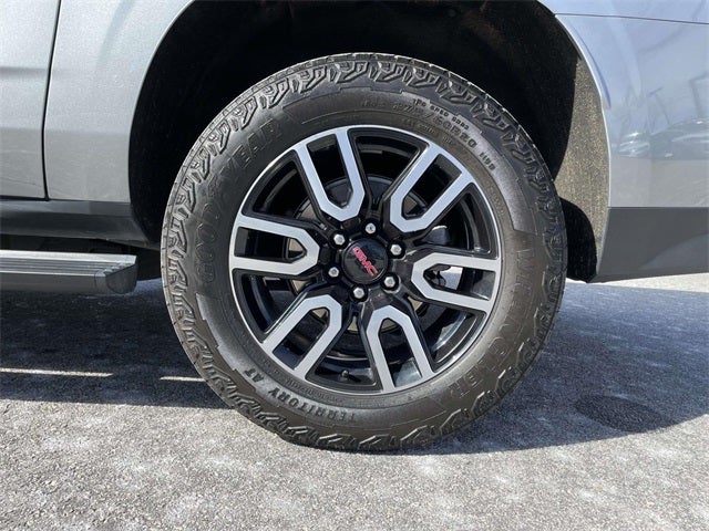 2024 GMC Yukon XL AT4