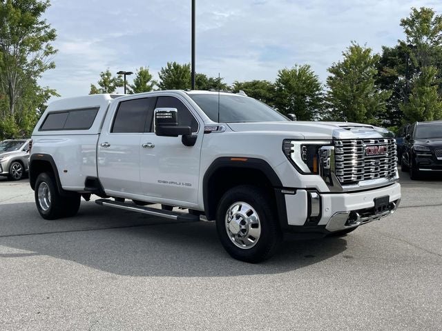2025 GMC Sierra 3500HD Denali