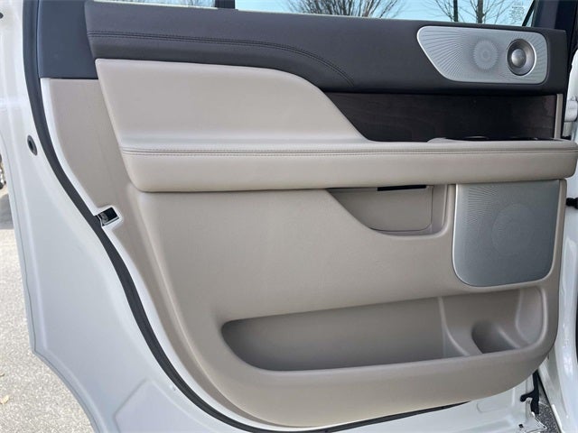2023 Lincoln Navigator L L Reserve