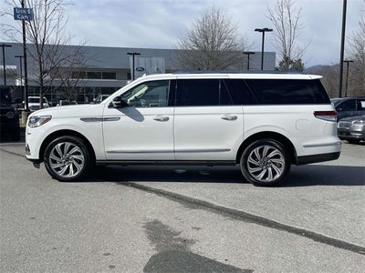 2023 Lincoln Navigator L L Reserve