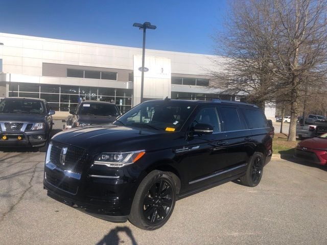 2022 Lincoln Navigator L Reserve