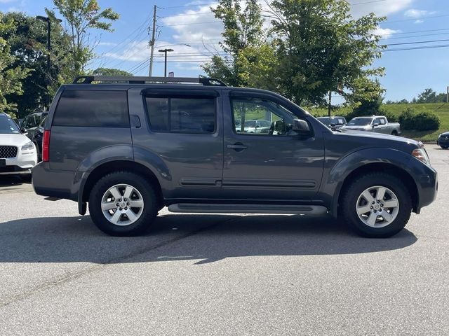 2012 Nissan Pathfinder SV