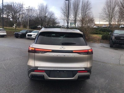 2023 INFINITI QX60 LUXE