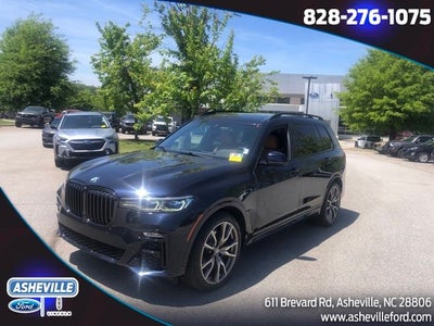 2021 BMW X7 M50i