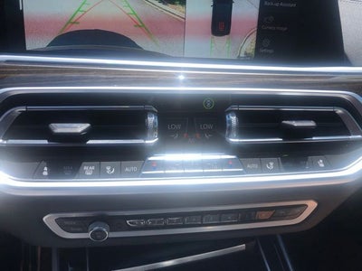 2021 BMW X7 M50i