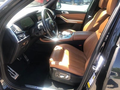 2021 BMW X7 M50i