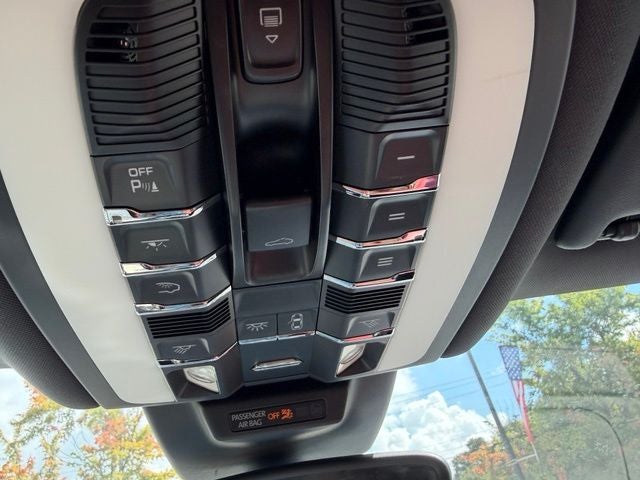 2018 Porsche Macan Sport Edition