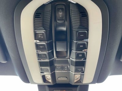 2018 Porsche Macan Sport Edition
