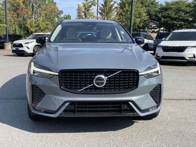 2023 Volvo XC60 B6 Ultimate Dark Theme