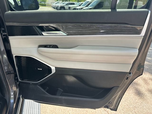 2022 Jeep Wagoneer Series III