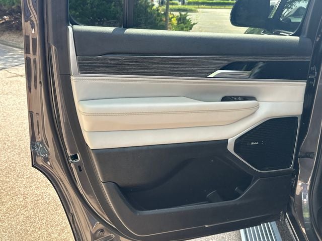 2022 Jeep Wagoneer Series III
