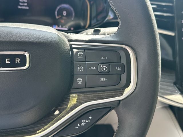 2022 Jeep Wagoneer Series III