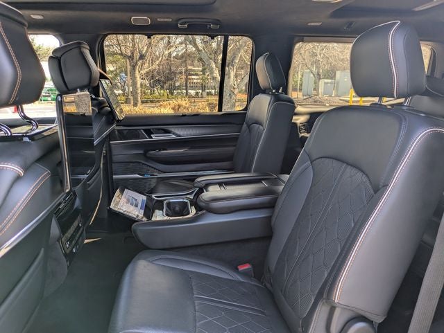 2023 Jeep Grand Wagoneer Series III