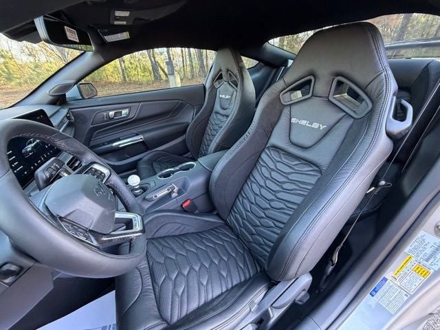 2025 Ford Mustang GT Premium GT350