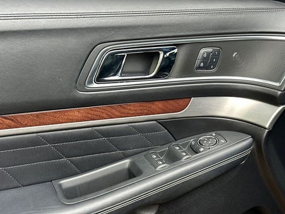 2017 Ford Explorer Platinum