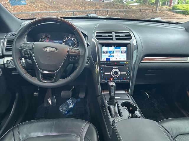 2017 Ford Explorer Platinum