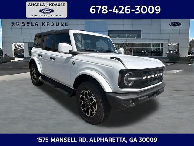 2026 Ford Bronco Outer Banks