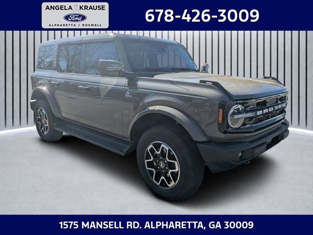 2026 Ford Bronco Outer Banks