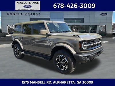 2026 Ford Bronco Outer Banks