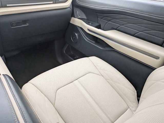 2022 Ford Expedition Max Platinum