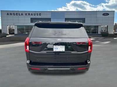 2025 Ford Expedition Platinum