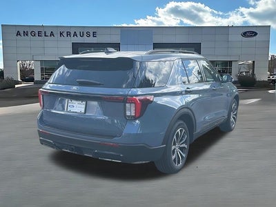 2027 Ford Explorer ST-Line