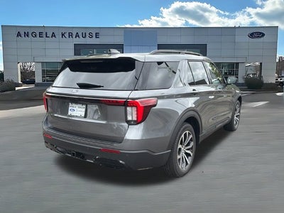 2027 Ford Explorer ST-Line