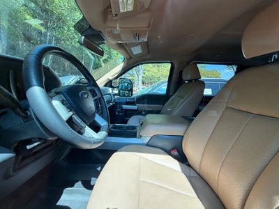 2022 Ford F-250SD Lariat
