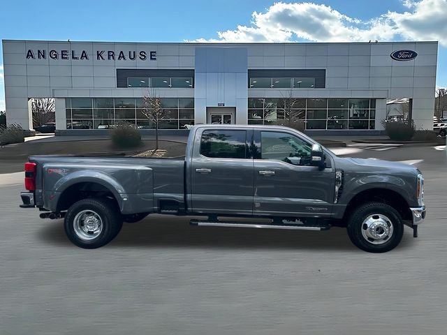2026 Ford F-350SD Lariat DRW