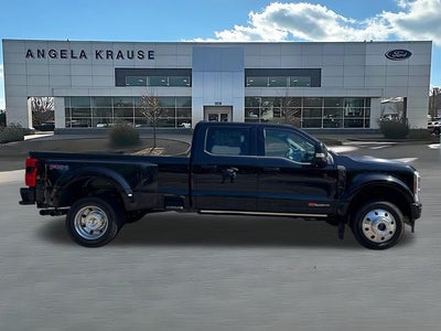 2026 Ford F-450SD Platinum DRW