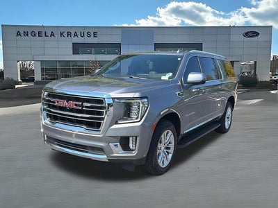 2022 GMC Yukon XL SLT