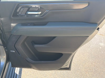 2025 GMC Yukon AT4