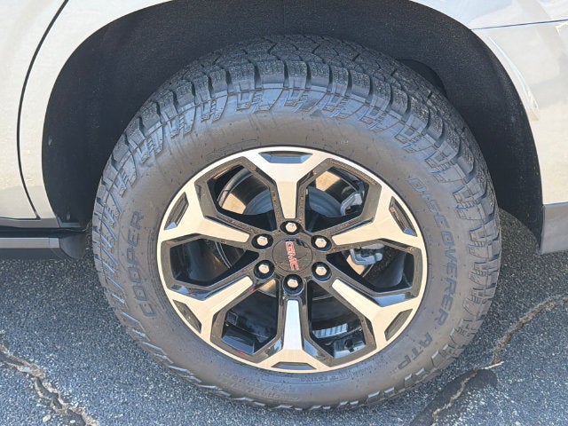 2025 GMC Yukon AT4