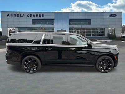 2025 Chevrolet Suburban High Country