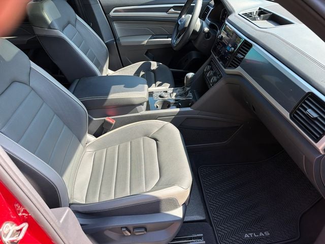 2023 Volkswagen Atlas Cross Sport 3.6L V6 SEL Premium R-Line