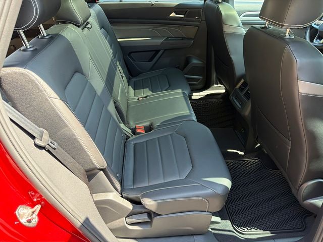 2023 Volkswagen Atlas Cross Sport 3.6L V6 SEL Premium R-Line