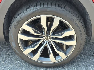 2023 Volkswagen Atlas Cross Sport 3.6L V6 SEL Premium R-Line