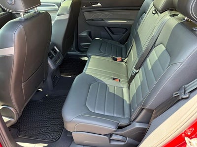 2023 Volkswagen Atlas Cross Sport 3.6L V6 SEL Premium R-Line