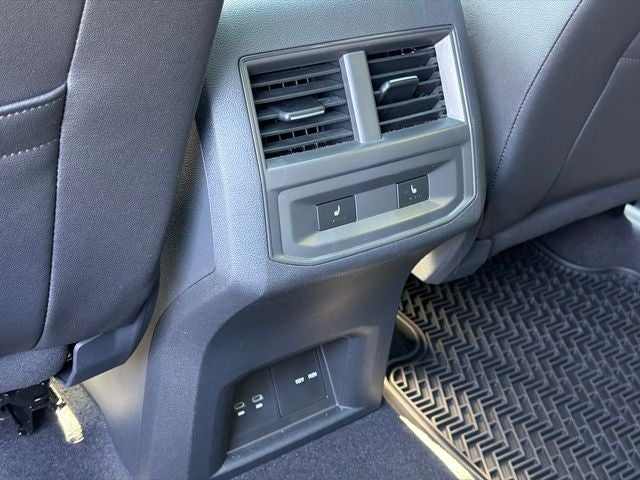 2023 Volkswagen Atlas Cross Sport 3.6L V6 SEL Premium R-Line