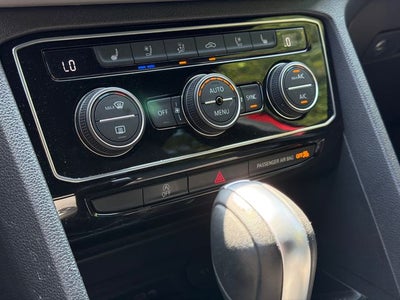 2023 Volkswagen Atlas Cross Sport 3.6L V6 SEL Premium R-Line
