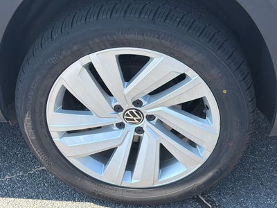 2022 Volkswagen Atlas Cross Sport 3.6L V6 SE w/Technology