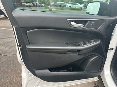2023 Ford Edge SE